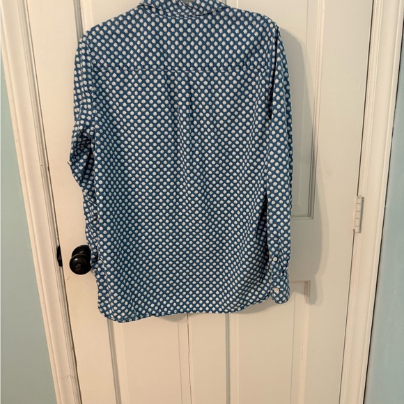 J. Crew Blue and White Patterned Button-Up Shirt - Picture 3 of 12